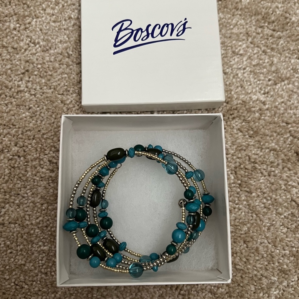 Boscov’s Bracelet Teal and Silver Beaded Bracelet